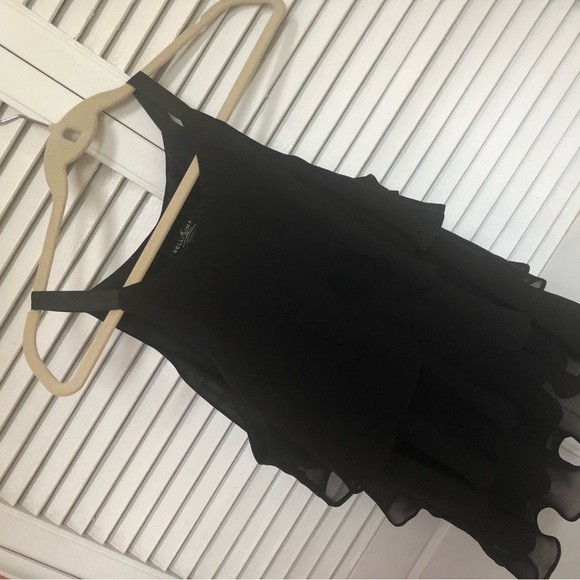 Flouncy pop top - Picture 3 of 5